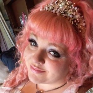 Meet your Posher, Posh